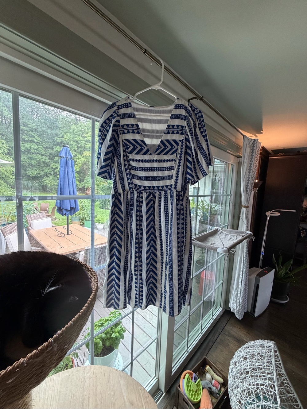 Old Navy Blue White Geometric V-Neck Midi Dress M Tall